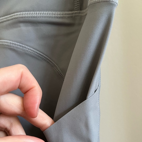 Vuori Stride Legging - size L - Picture 10 of 14